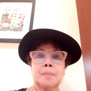 Meet your Posher, Estrella